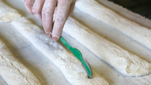 L'apprêt et la scarification : La dernière fermentation, le dernier geste